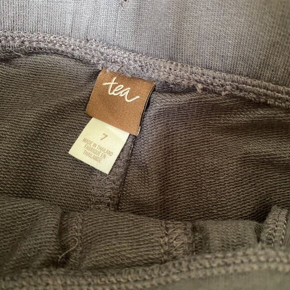 NWT Tea Collection USA Print Cruiser Shorts Phantom Window Pane Size 7 - Picture 3 of 4